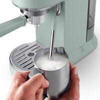 Рожковая кофеварка DeLonghi Dedica EC890.GR - Превью изображения №5 — Интернет-магазин 55texno.by