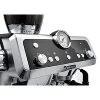 Рожковая кофеварка DeLonghi La Specialista EC 9335.M - Превью изображения №7 — Интернет-магазин 55texno.by