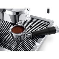 Рожковая кофеварка DeLonghi La Specialista EC 9335.M - Превью изображения №10 — Интернет-магазин 55texno.by