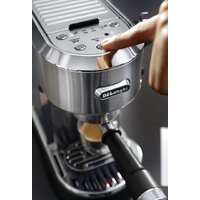 Рожковая кофеварка DeLonghi Dedica Maestro Plus EC950.M - Превью изображения №7 — Интернет-магазин 55texno.by