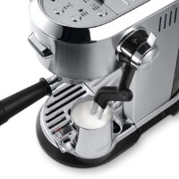 Рожковая кофеварка DeLonghi Dedica Maestro Plus EC950.M - Превью изображения №5 — Интернет-магазин 55texno.by