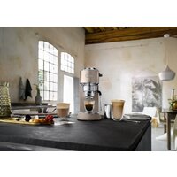 Рожковая кофеварка DeLonghi Dedica Arte EC885.BG - Превью изображения №7 — Интернет-магазин 55texno.by