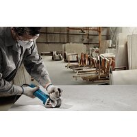 Угловая шлифмашина Bosch GWS 750-125 Professional [0601394001] - Превью изображения №2 — Интернет-магазин 55texno.by