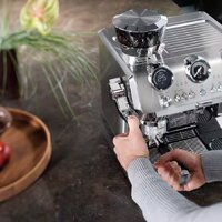 Кофейная станция DeLonghi La Specialista Maestro with Cold Brew EC9885M - Превью изображения №11 — Интернет-магазин 55texno.by