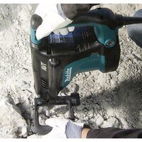 Отбойный молоток Makita HM1213C - Превью изображения №3 — Интернет-магазин 55texno.by