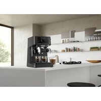 Рожковая кофеварка DeLonghi Stilosa EC230.BK - Превью изображения №6 — Интернет-магазин 55texno.by