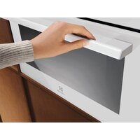 Микроволновая печь Electrolux MealAssist 700 LVM8E08V - Превью изображения №6 — Интернет-магазин 55texno.by